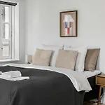 Lägenhet City-center Penthouse W Private Balcony